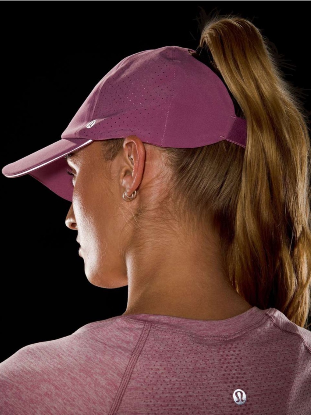 NWT LULULEMON PONYTAIL CAP